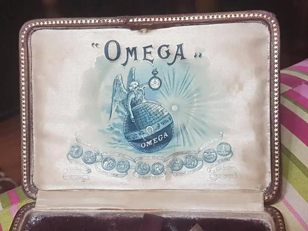 omega_caja_2.webp