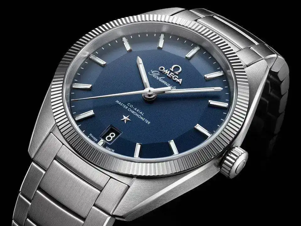 Omega_Globemaster_bluedial_1000.webp