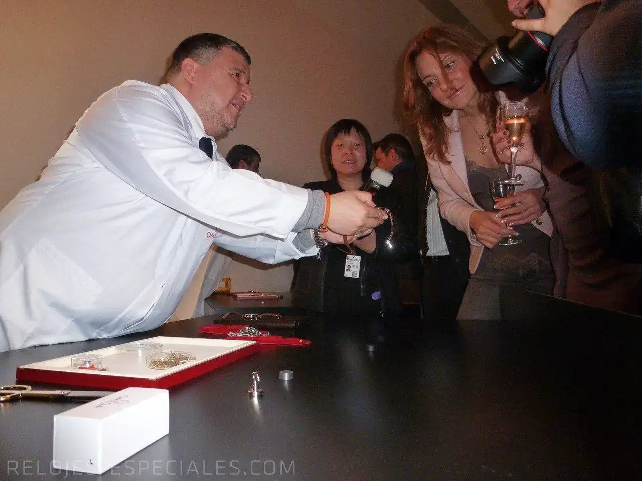omega_party_5.webp
