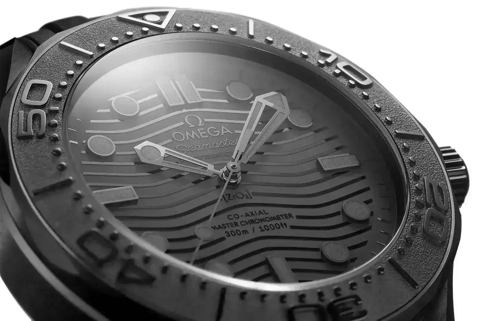 Omega_Seamaster_all-Black-1.jpg