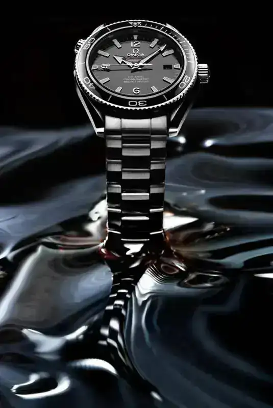 Omega_Seamaster_Liquid_01.webp