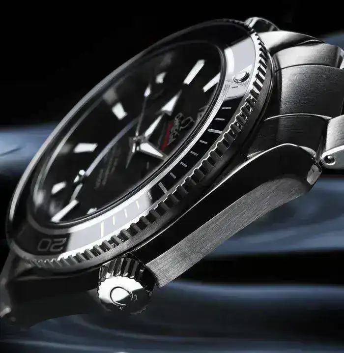 Omega_Seamaster_Liquid_02.webp