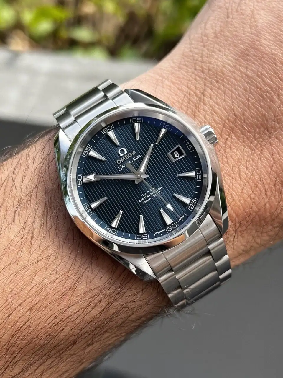 OmegaSeamasterAquaTerraSkyfallBlueDial231.10.42.21.03.001WatchVault11_2048x.webp