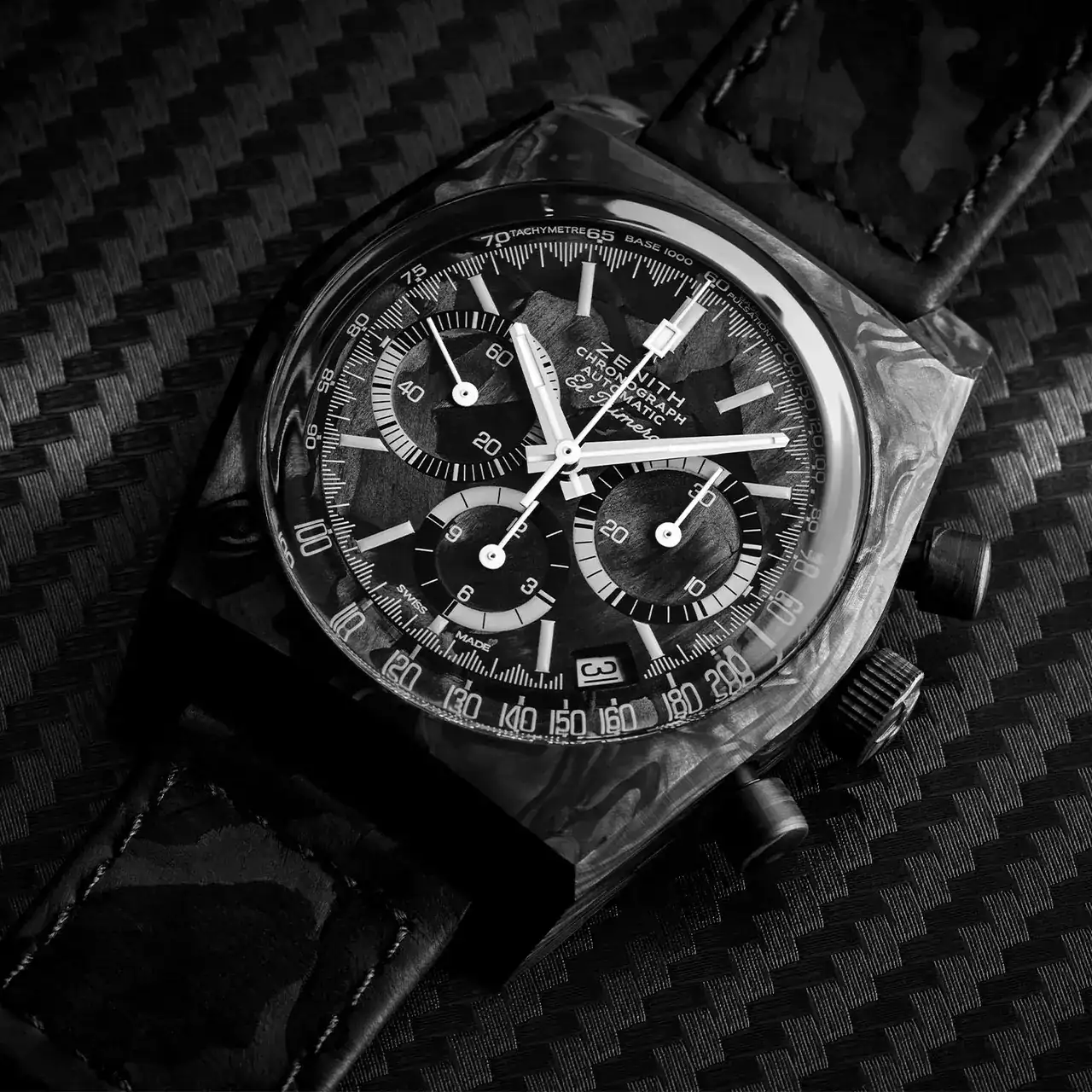 Zenith x Revolution Chronomaster Revival A3818 Cover Girl Carbon - 11