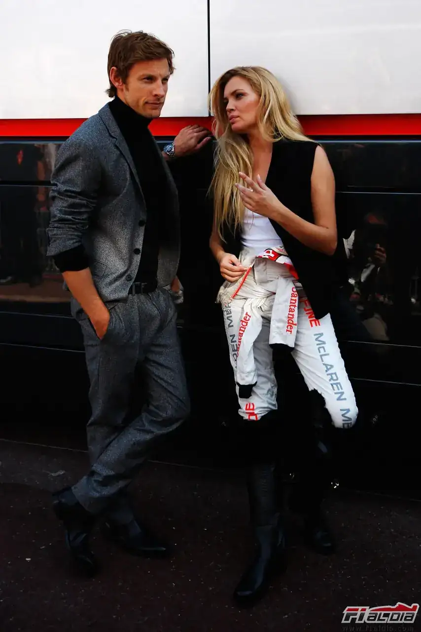 on-y-esther-canadas-juntos-en-el-gp-de-monaco-2011.webp