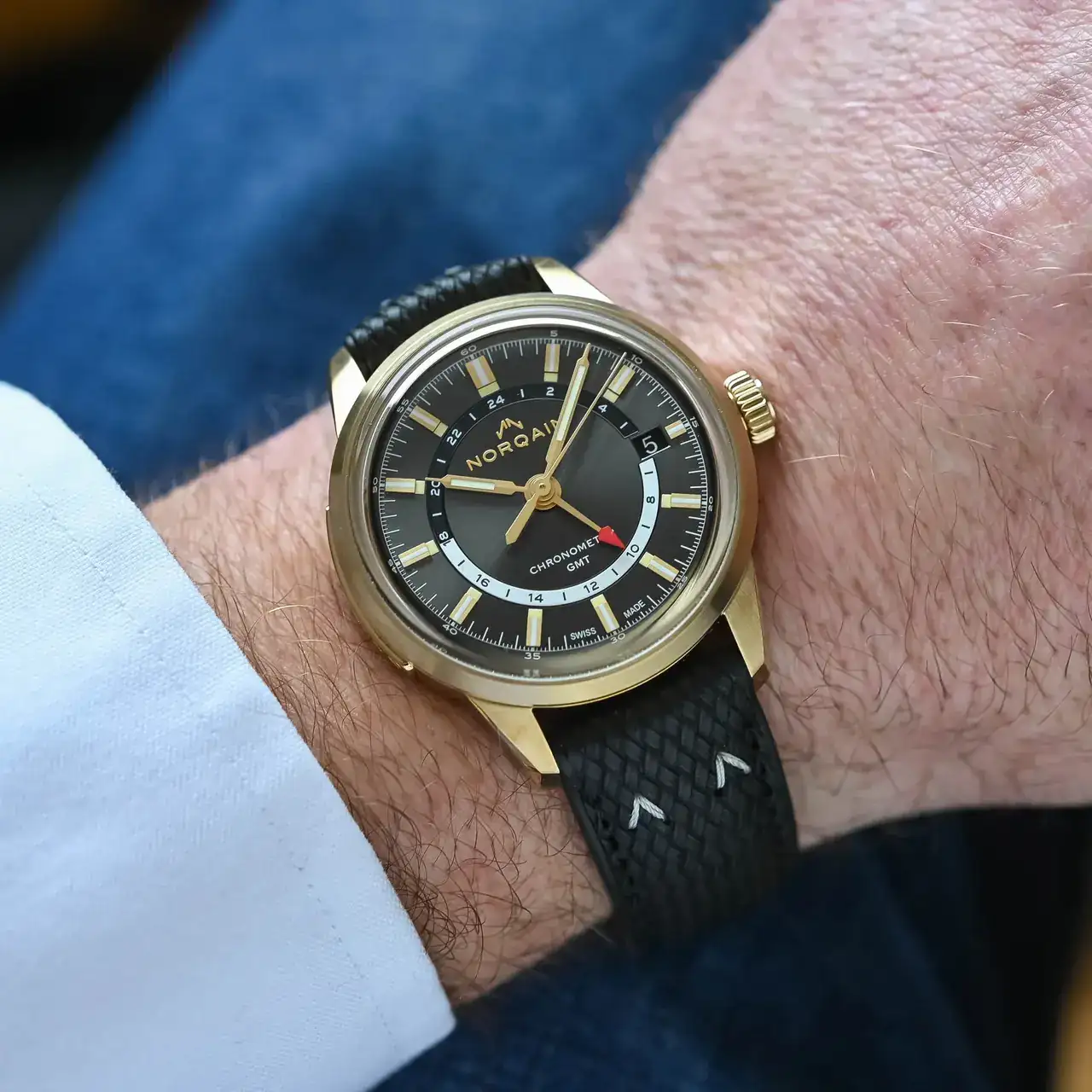 onze-Anthracite-Dial-Limited-Edition-2025-review-3.webp