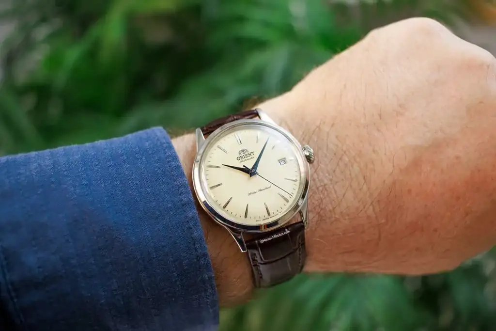 Orient-Bambino-Horas-y-MInutos-3-1024x683.webp