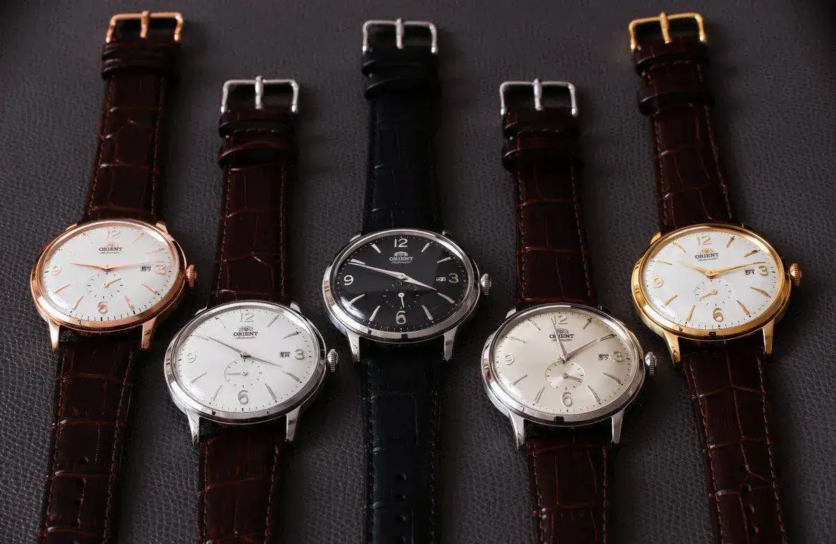 Orient-Bambino-Small-Seconds-SS-watch-13.webp