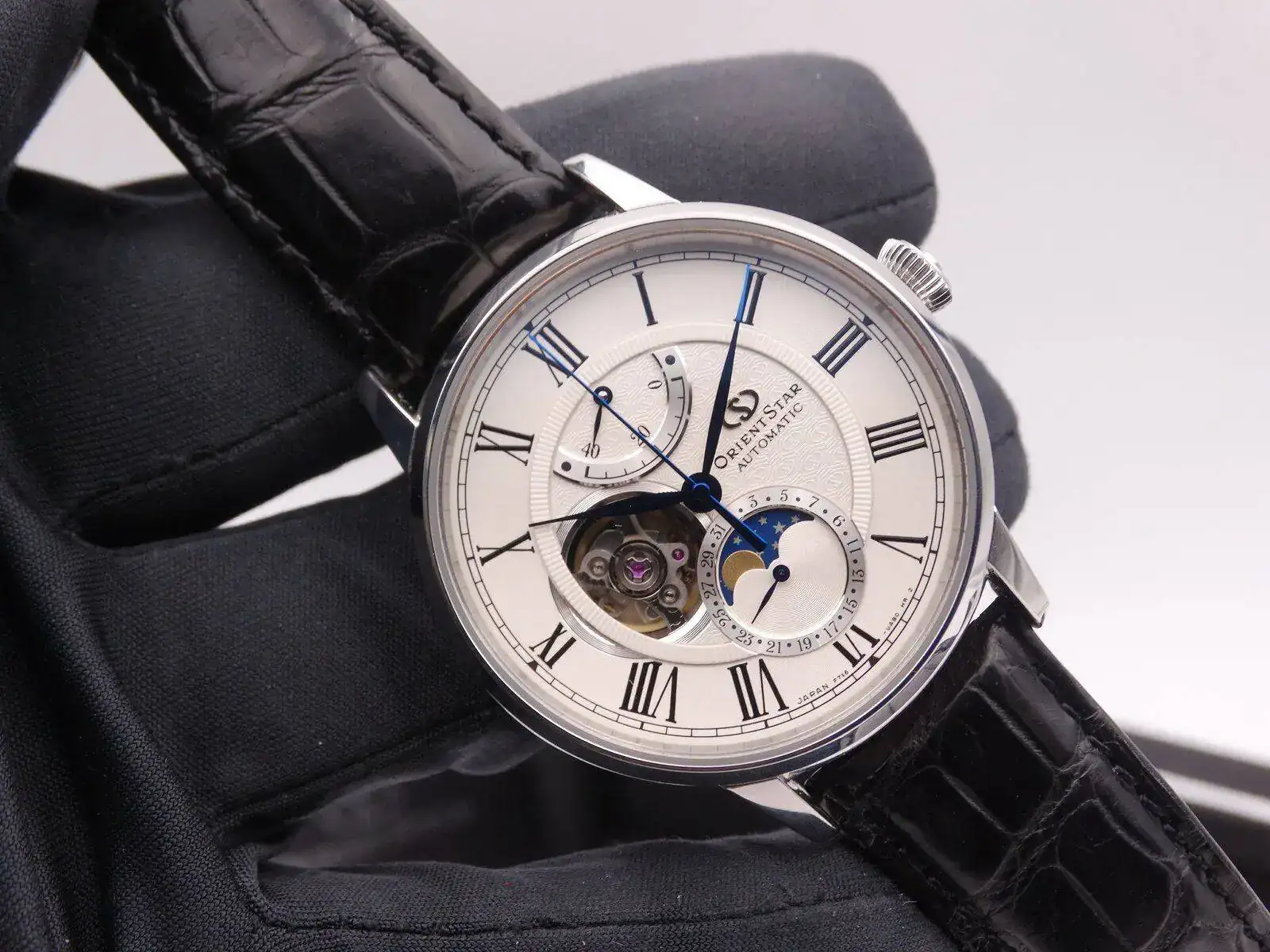 Orient OrientStar Moonphase Automatic 00155.webp