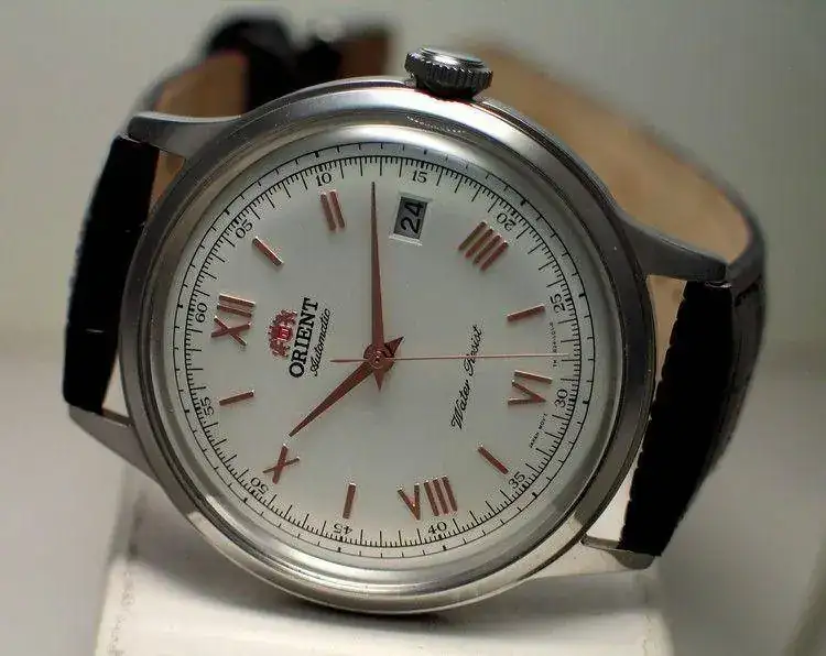 orient_er2400bw_2.webp