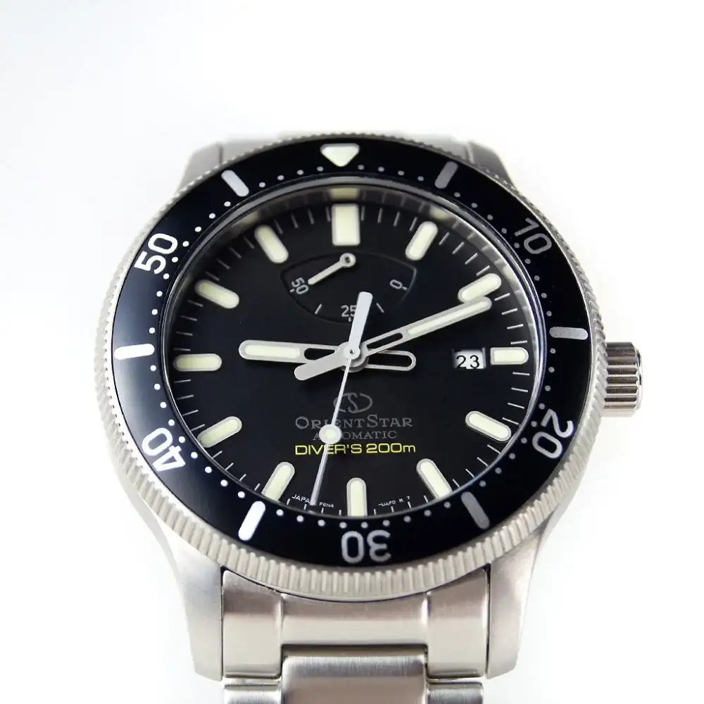 orient_star_diver_200m_02.webp