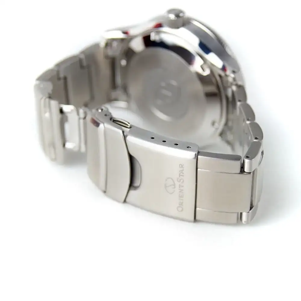 orient_star_diver_200m_10.webp