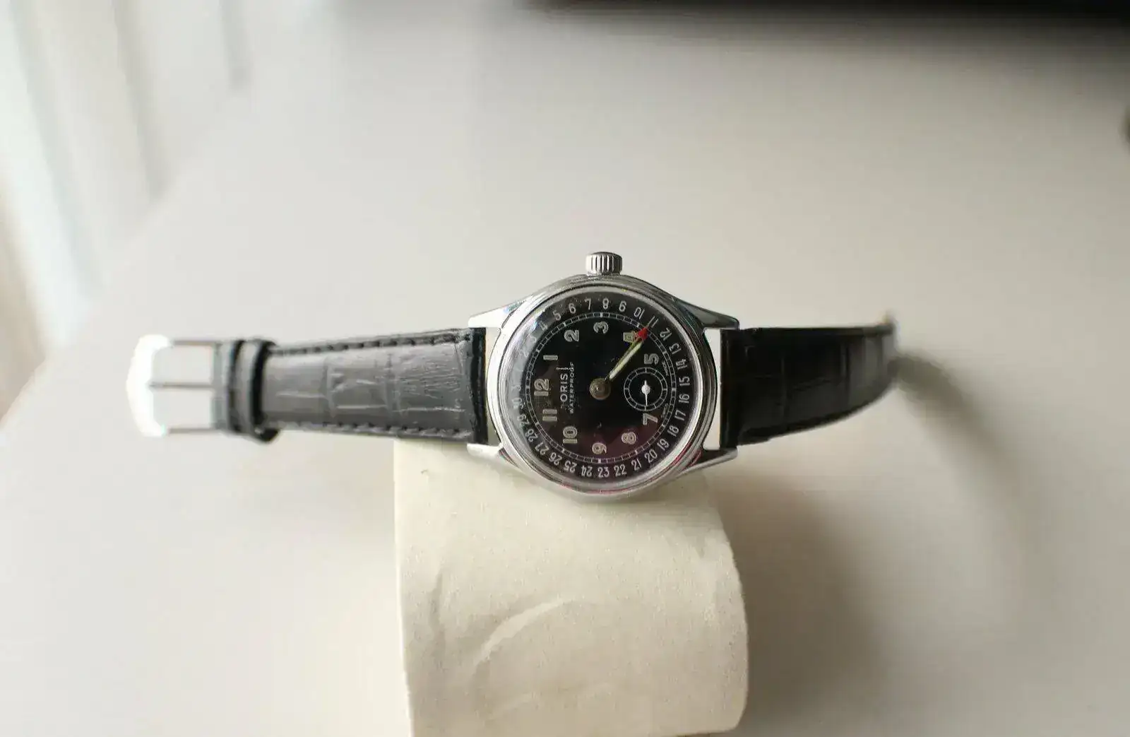 ORIS 1966_4.webp