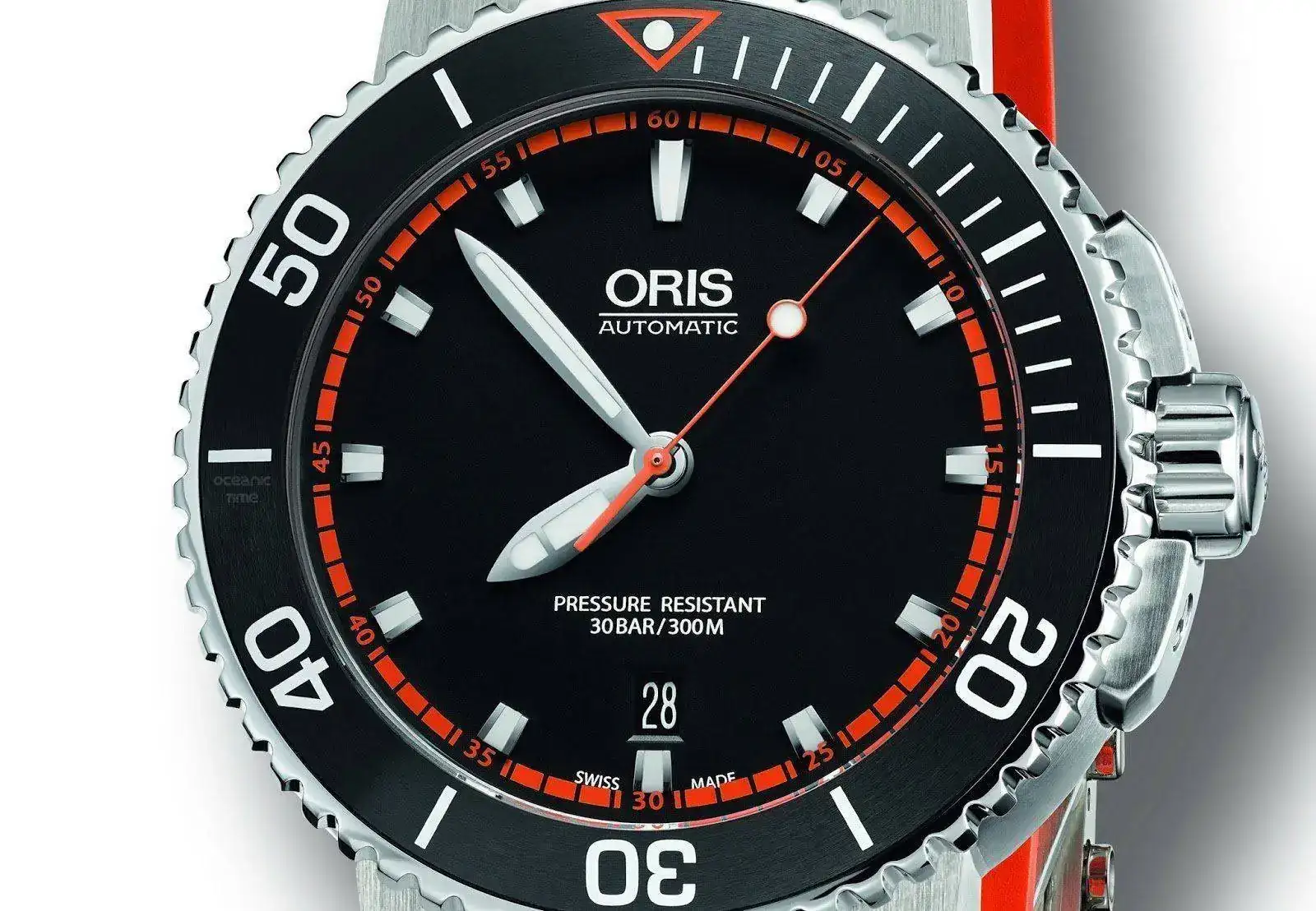 ORIS%2BAquis%2BDate%2BORANGE%2B01.webp