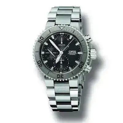 ORIS%2BAquis%2BTitan%2BChronograph%2B01.webp