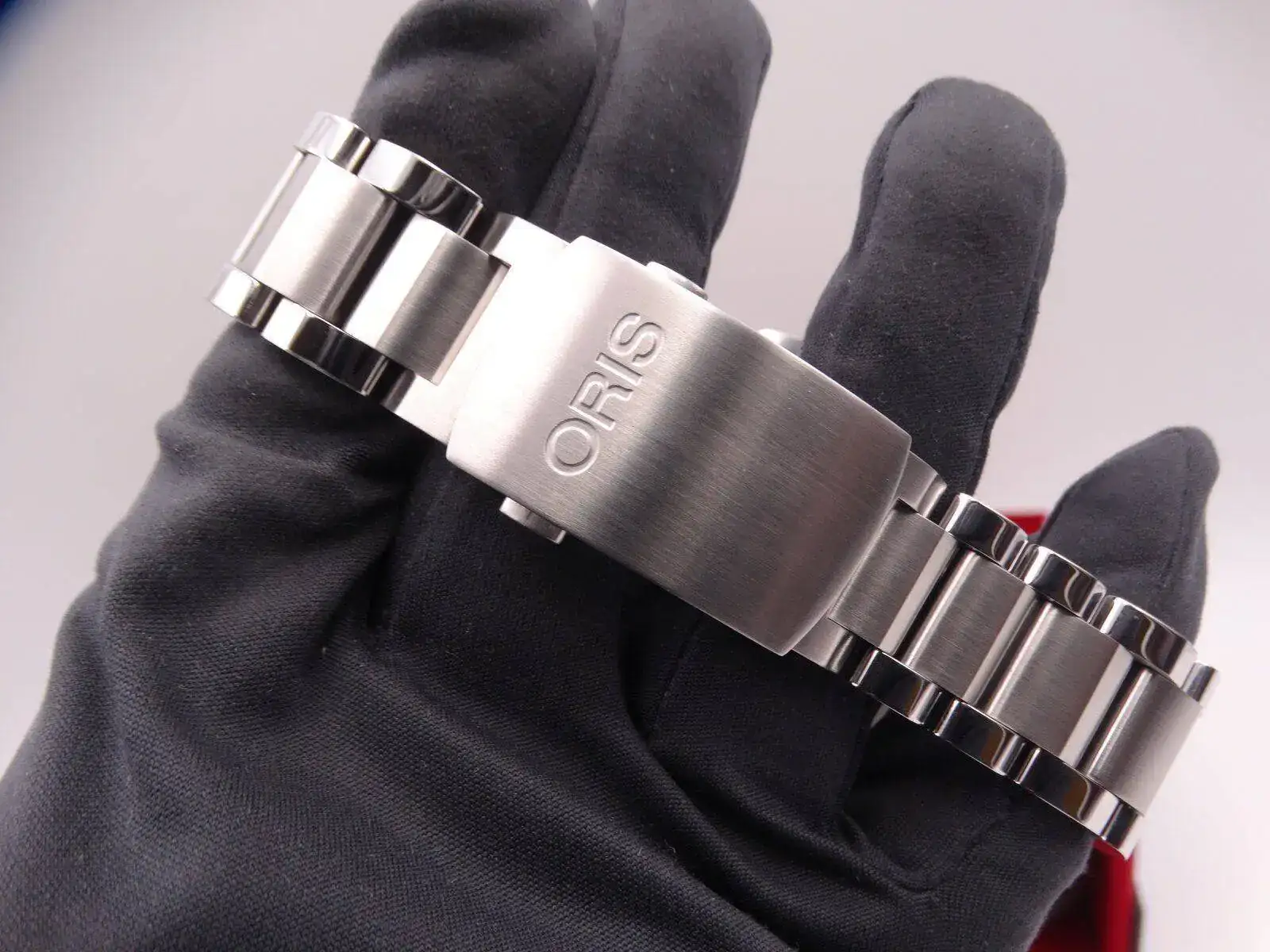 Oris aquis date  01430.webp