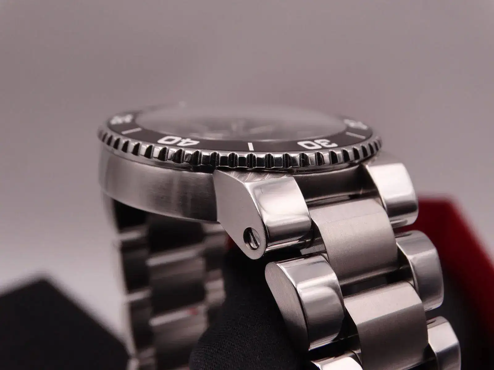Oris aquis date  01433.webp