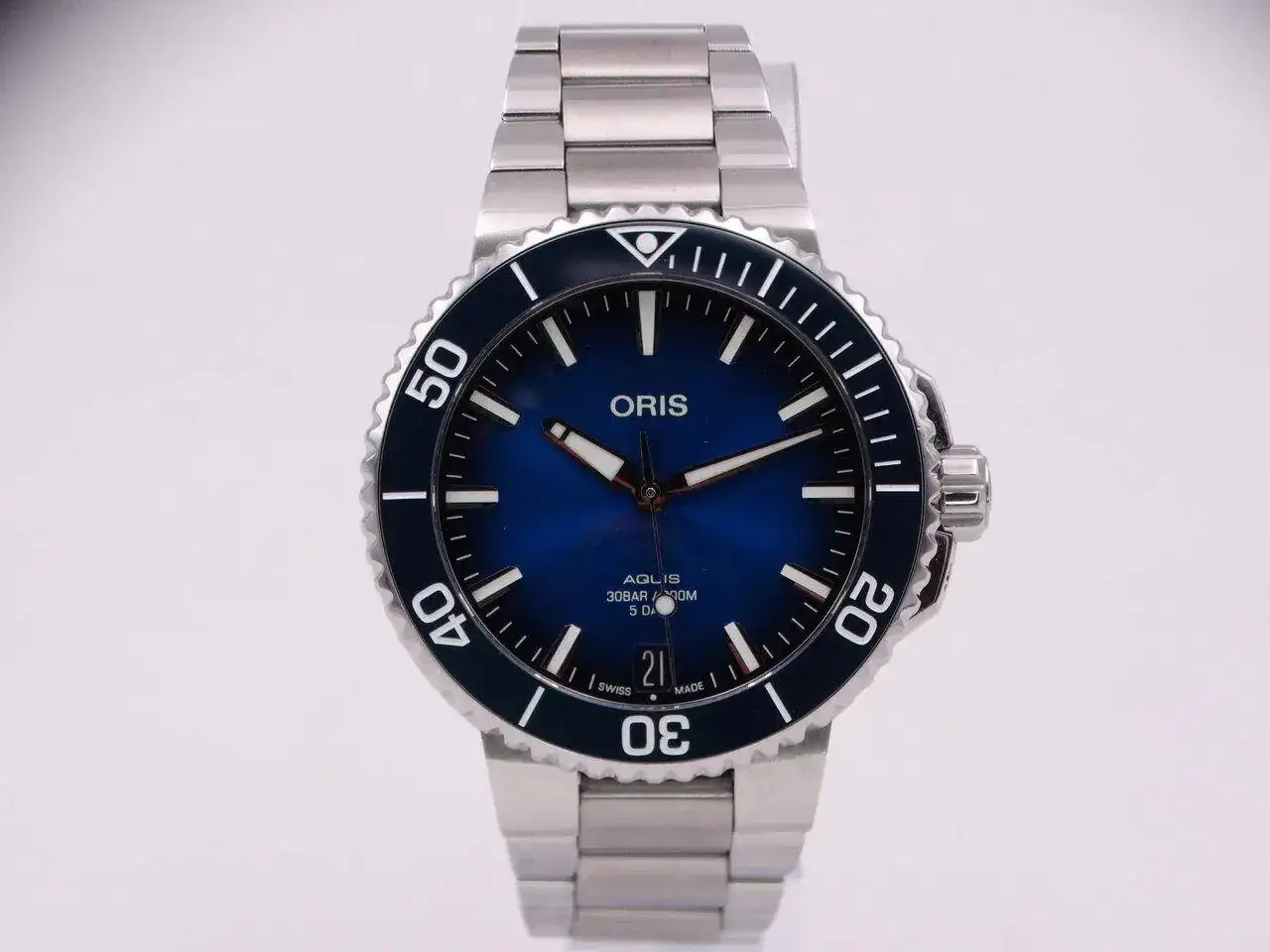 Oris Aquis Date Blue 07757.webp