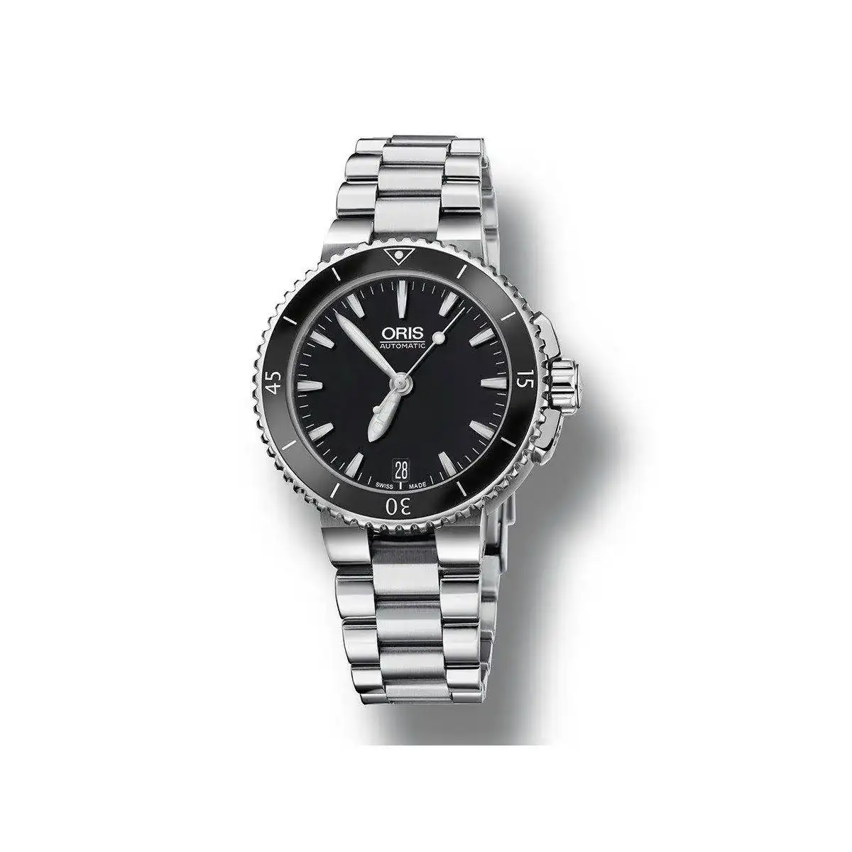 oris-aquis-date-negro-36-mm-1.webp