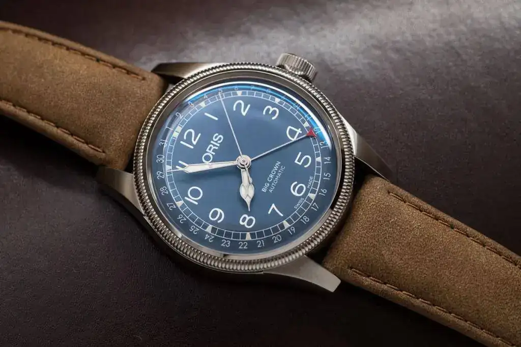 Oris-Big-Crown-Pointer-Date-blue-600x400@2x.webp