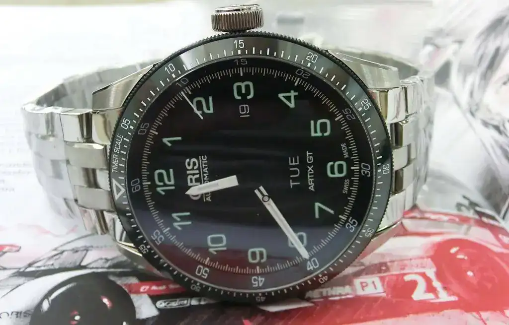 Oris-Calobra-Day-Date-Limited-Edition-II-01-735-7706-4494-Set-LS-003.webp