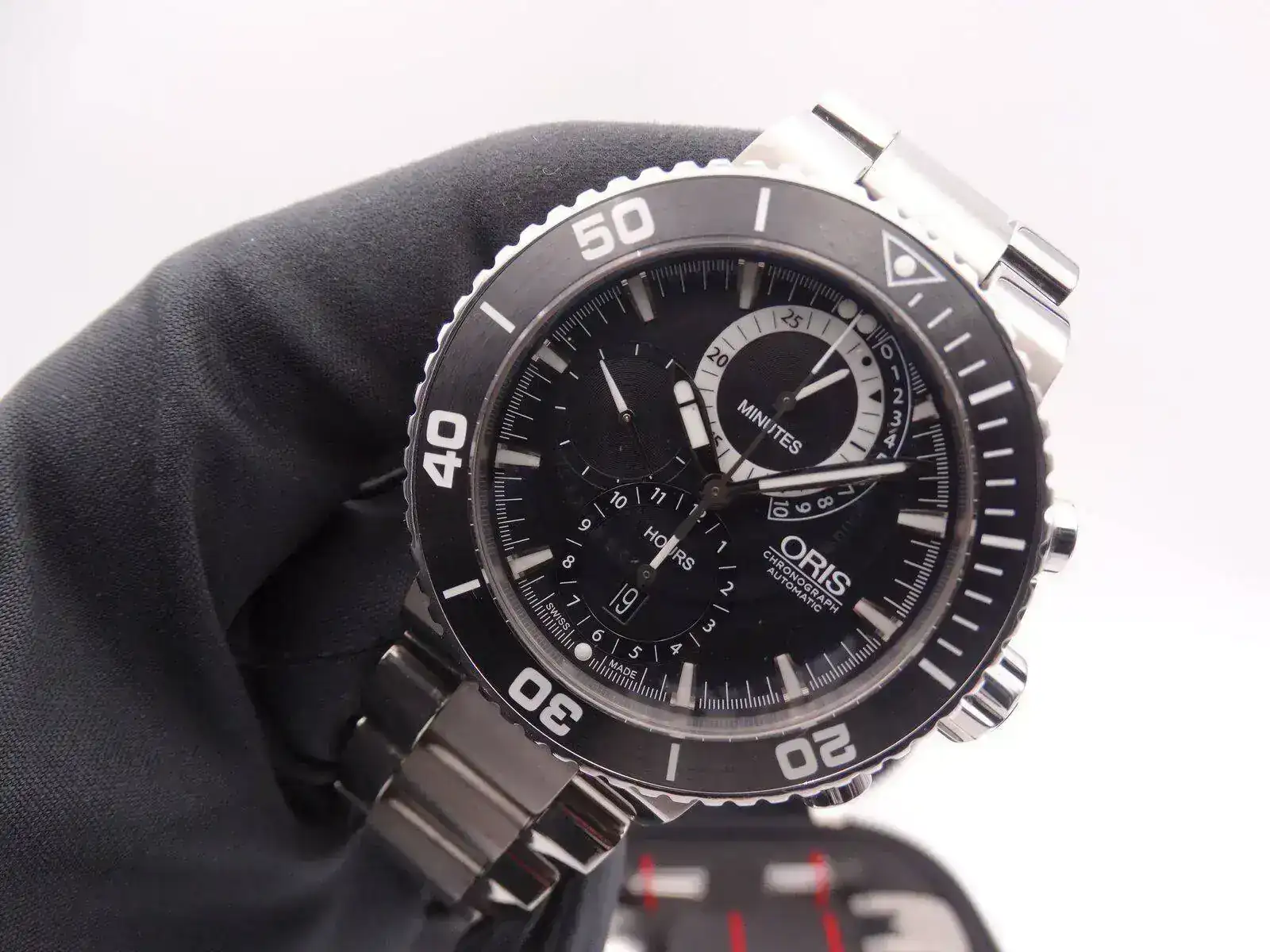 Oris Carlos Coste Cenote Chronograph Limited Edition 8606.webp