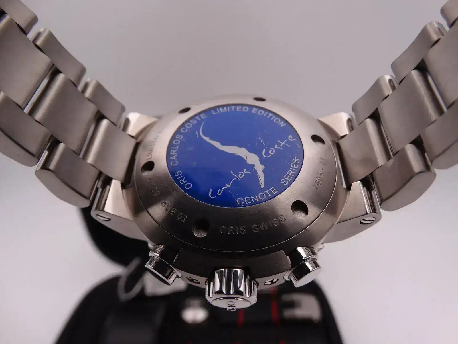 Oris Carlos Coste Cenote Chronograph Limited Edition 8614 copia.webp