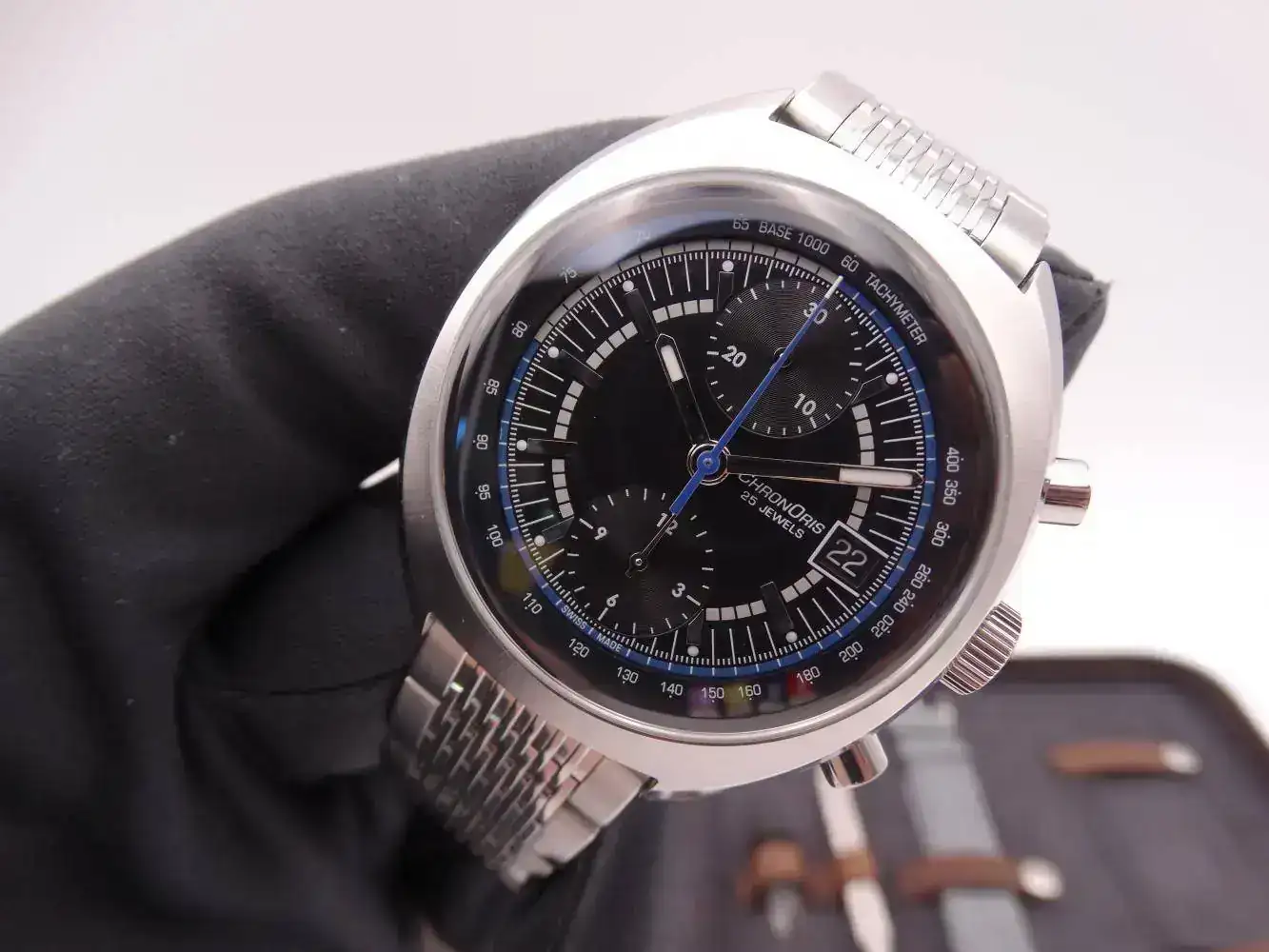 oris chronoris 40th anniversary williams limited edition 3990.webp