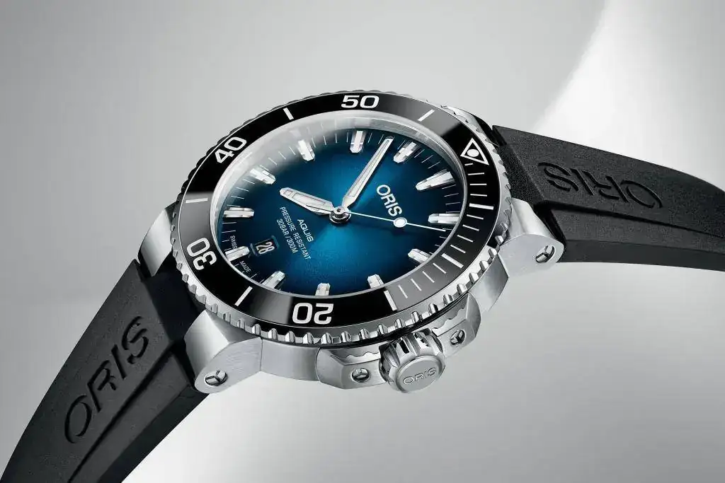 Oris-Clipperton-Limited-Edition-Aquis-1.webp