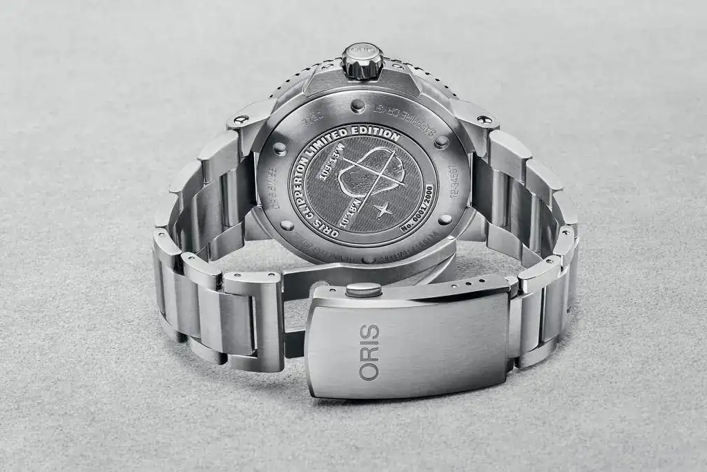Oris-Clipperton-Limited-Edition-Aquis-3.webp
