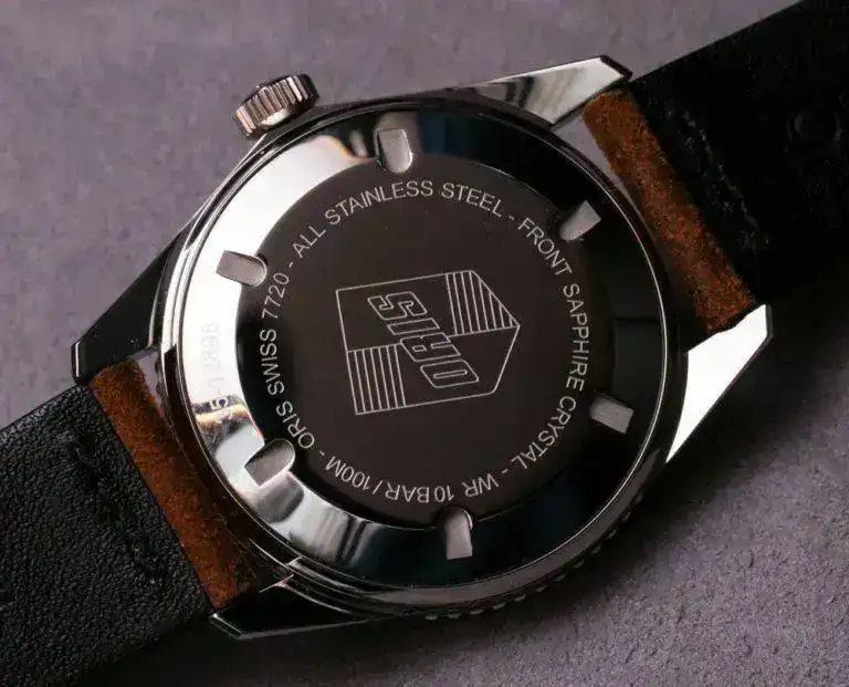 Oris-Diver-Sixty-Five-42-watch-16-768x621.webp