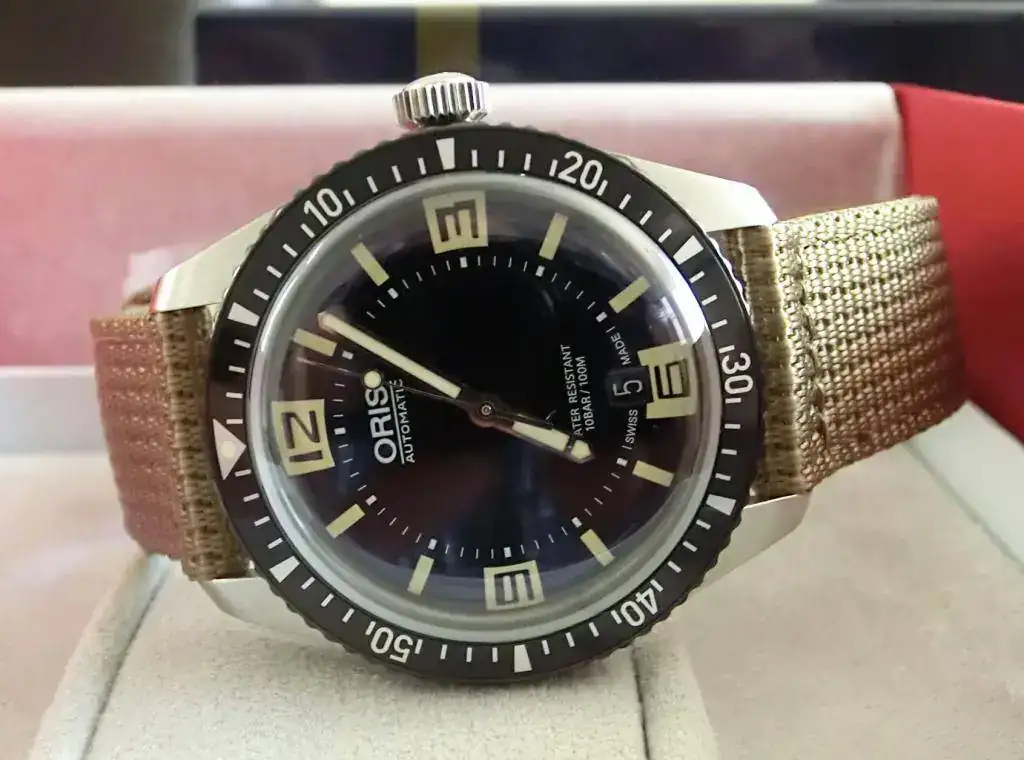 ORIS-SIXTY-FIVE-Ref---01_733_7707_4064_07_5_20_22_op02.webp