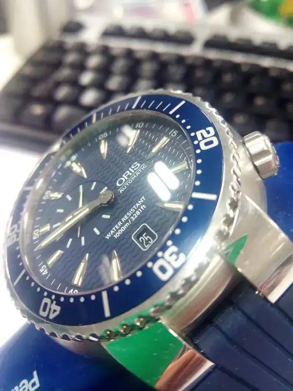 Oris small seconds.webp