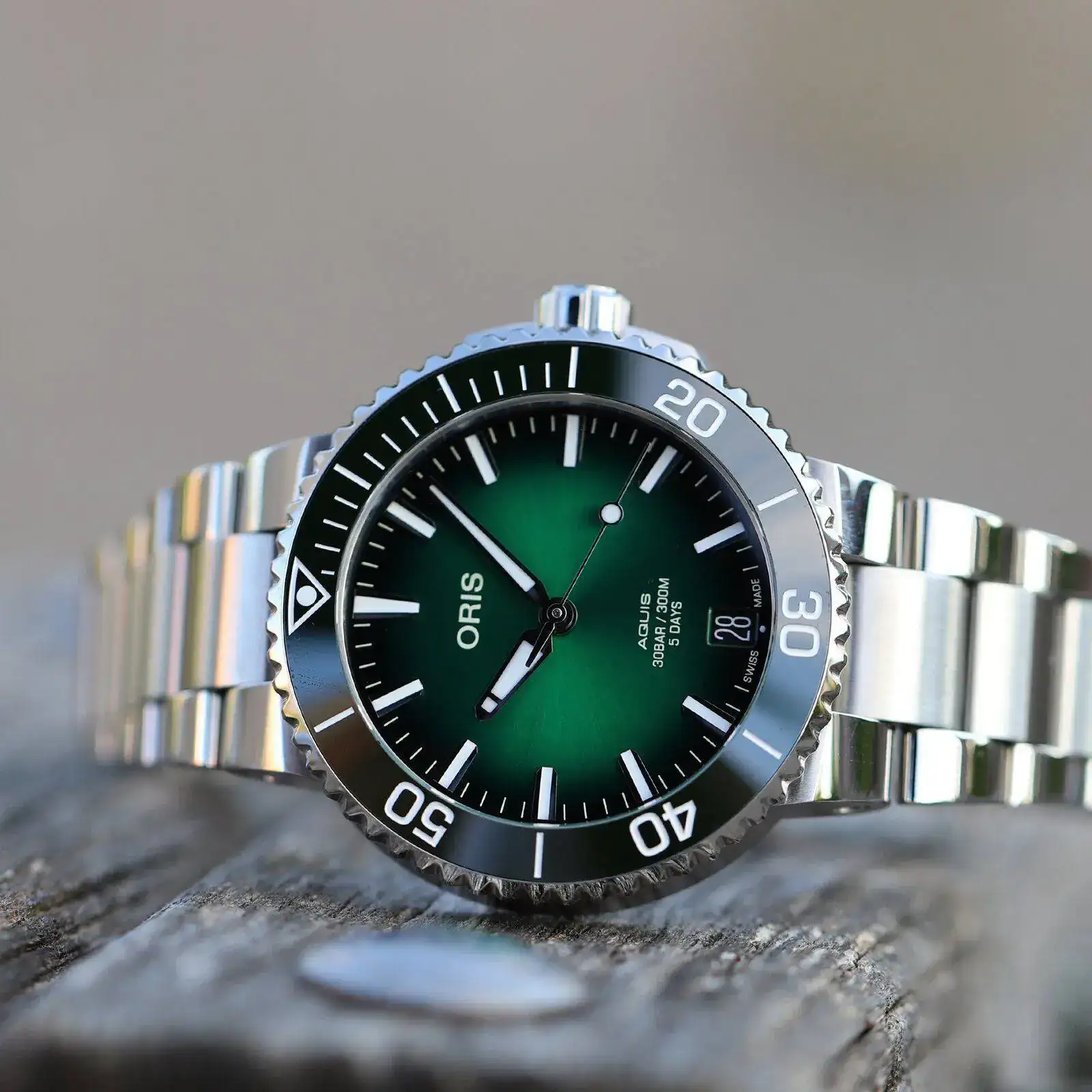 Oris_Cal_400_Aquis_41_5_Green_Dial_Featured_2021.webp