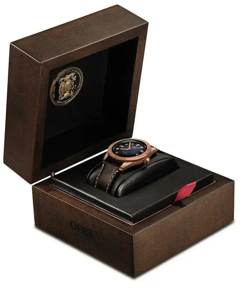 Oris_Carl_Brashear_Limited_Edition_3.webp