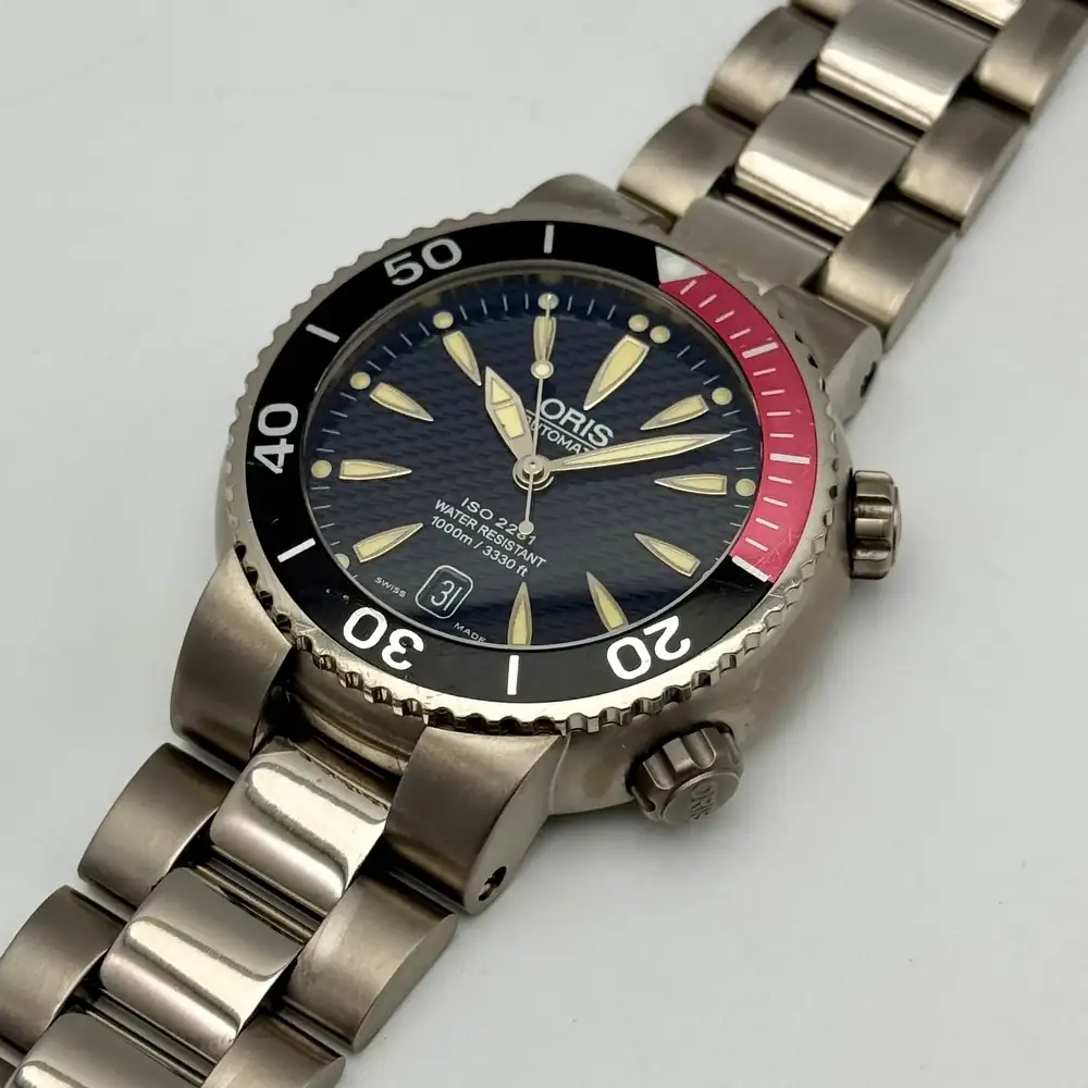 oris_tt1_divers_date_titanium(4).webp