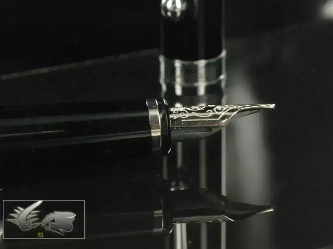ountain-Pen-88-in-Black-Resin-&-Chrome-810C-810C-6.webp