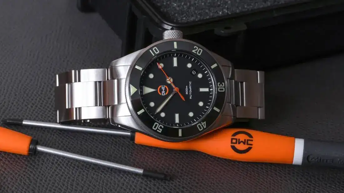 OWC-MilSub-MS-6538-James-Bond-Large-Crown-aBlogtoWatch-19.webp