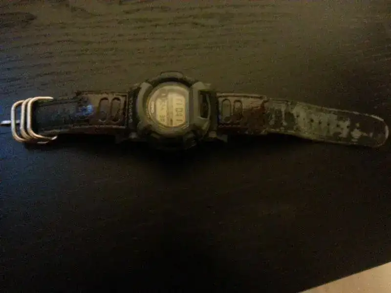 p-g-shock-skull-dw-002rs-leather-strap-dw0002rs_01.webp