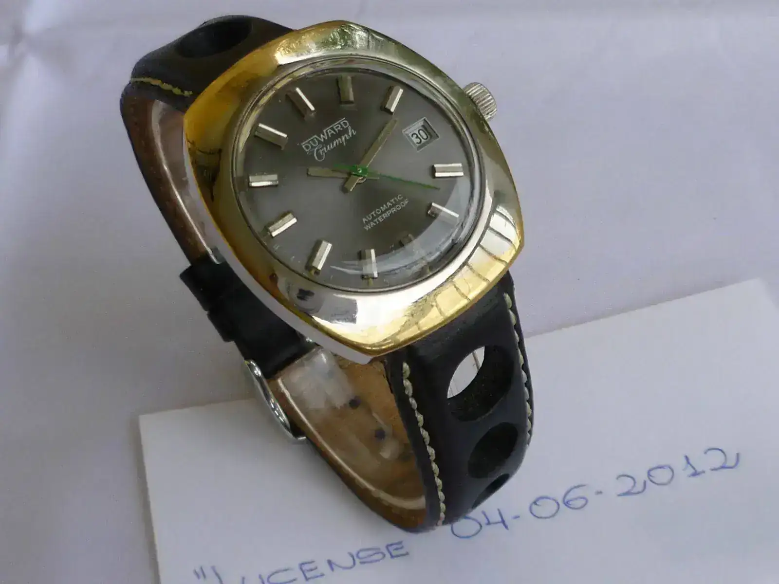 Montre Vintage Duward Triumph Calendar - Remontage Manuel - Années 60 - Pour Femme - NOS