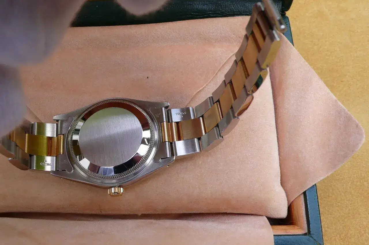 P1130498.webp