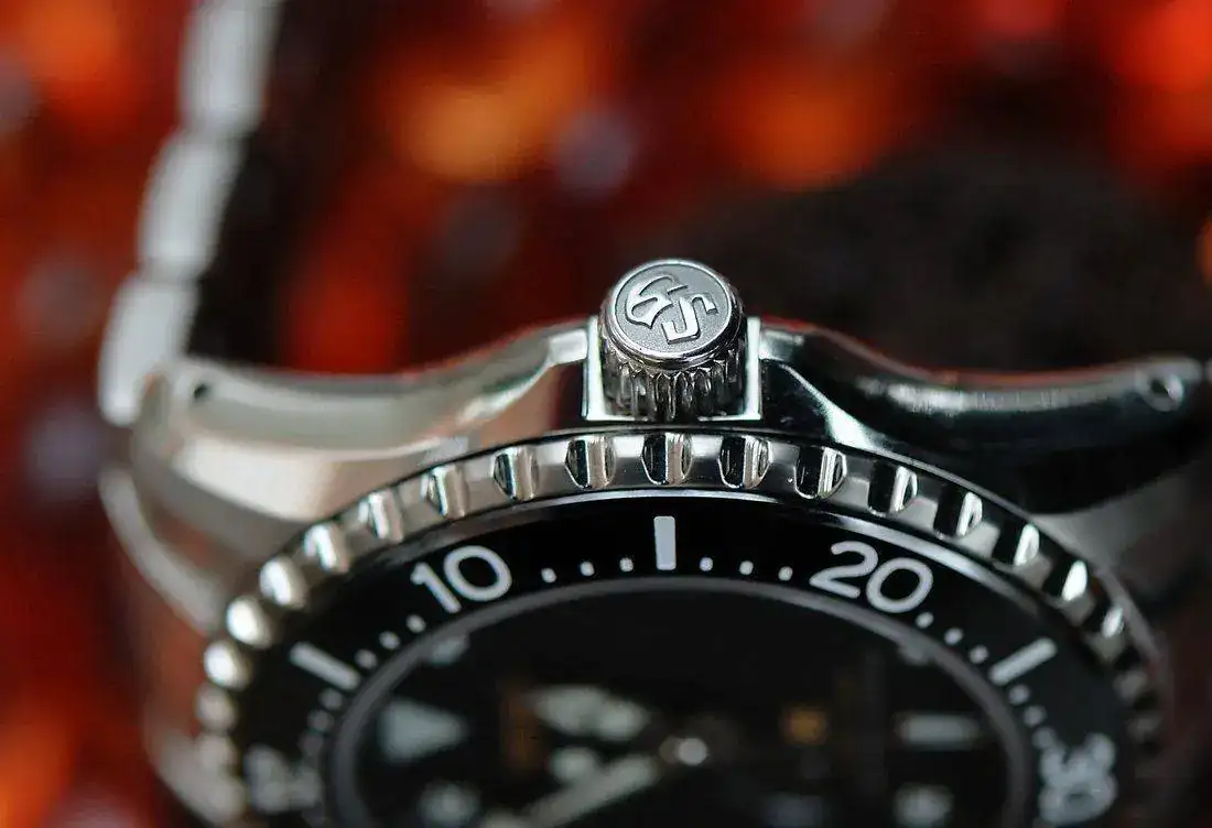 p965024638-5.webp