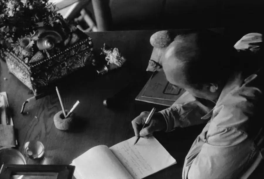 pablo neruda- el mundo.webp