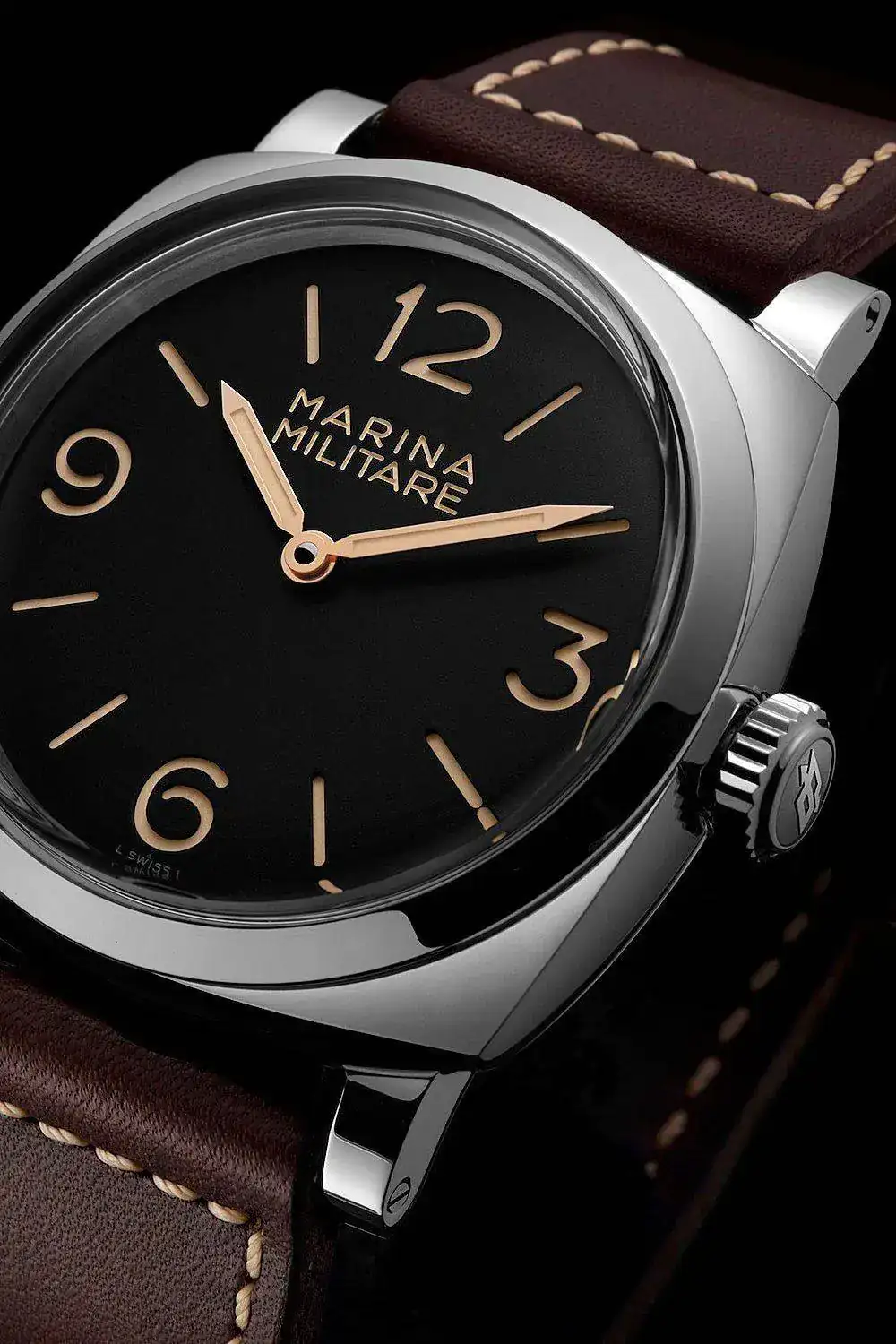PAM-587-Panerai-Marina-Militare.webp