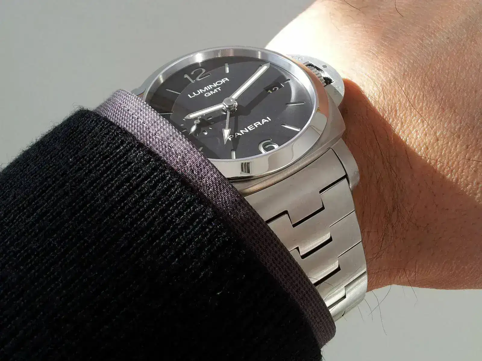 pam329w2.webp