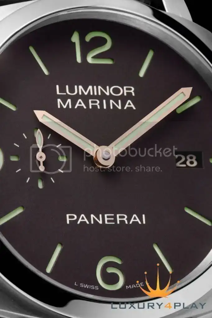 Pam351-LuminorMarinaTitanio-det.webp