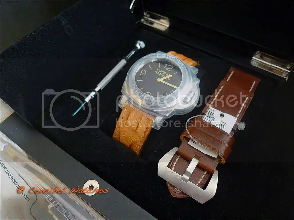 Panerai%20PAM372%20foto%203_zpspsq3xg5g.webp
