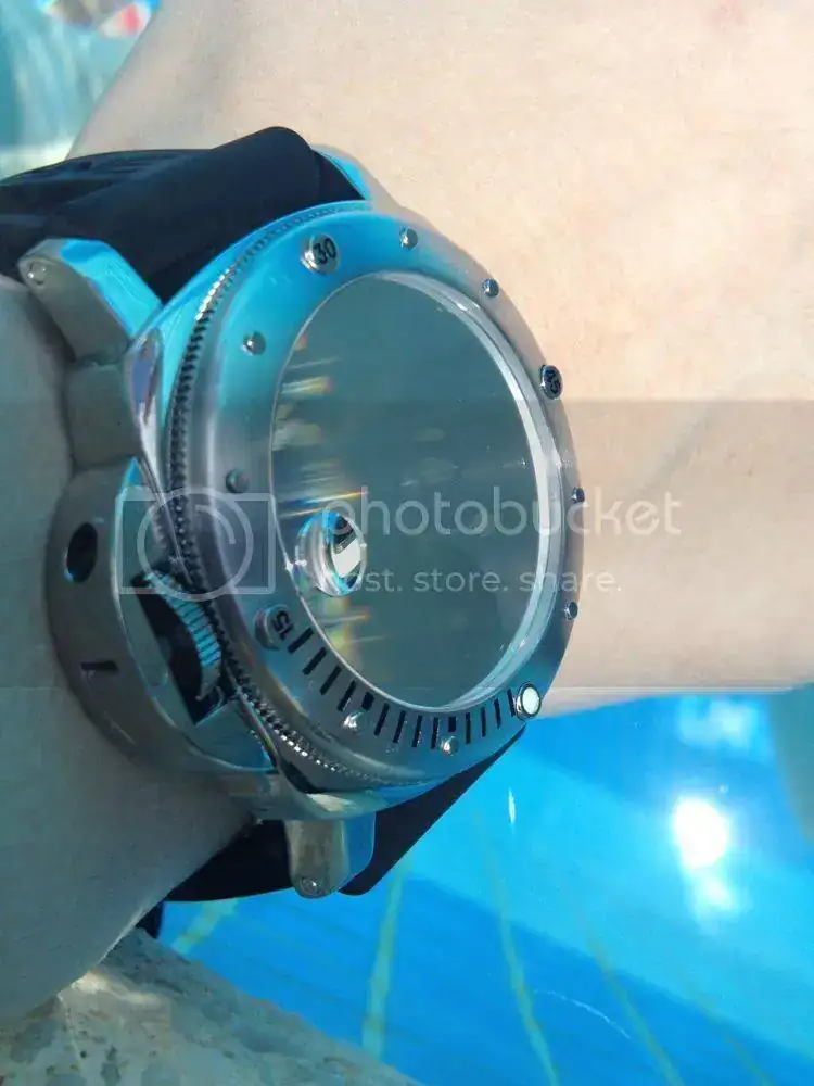 Panerai%20Submersible%20Pam0241_zpsjonekgpv.webp