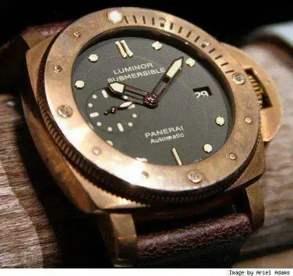 panerai-bronze.webp