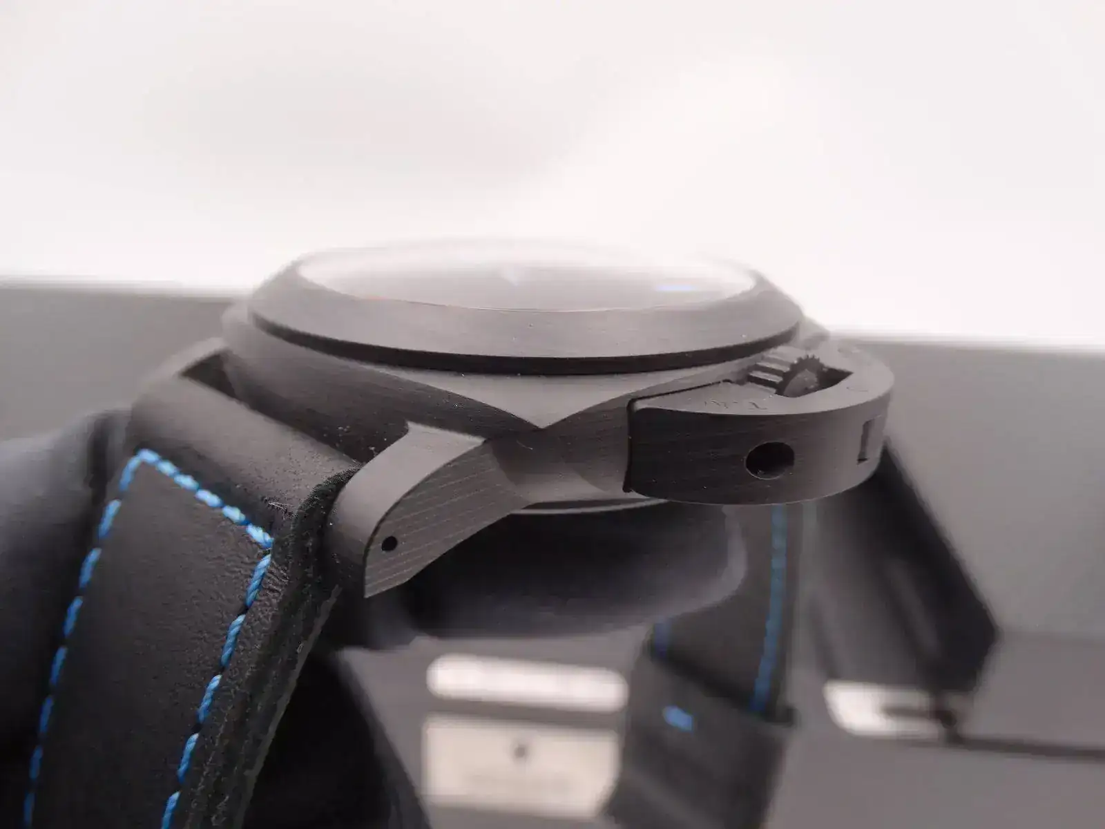 panerai firenze carbotech lab id 700 limited edition 5130.webp